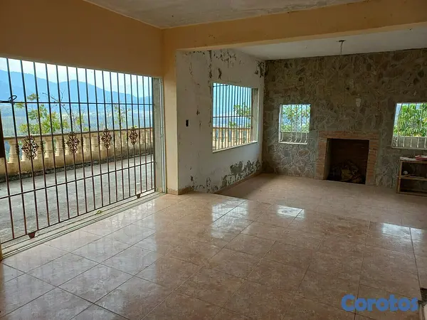 casas vacacionales y villas - Imponente Edificio de 3 niveles
maravilloso paisaje en la Cumbre en 5,290 m² 3