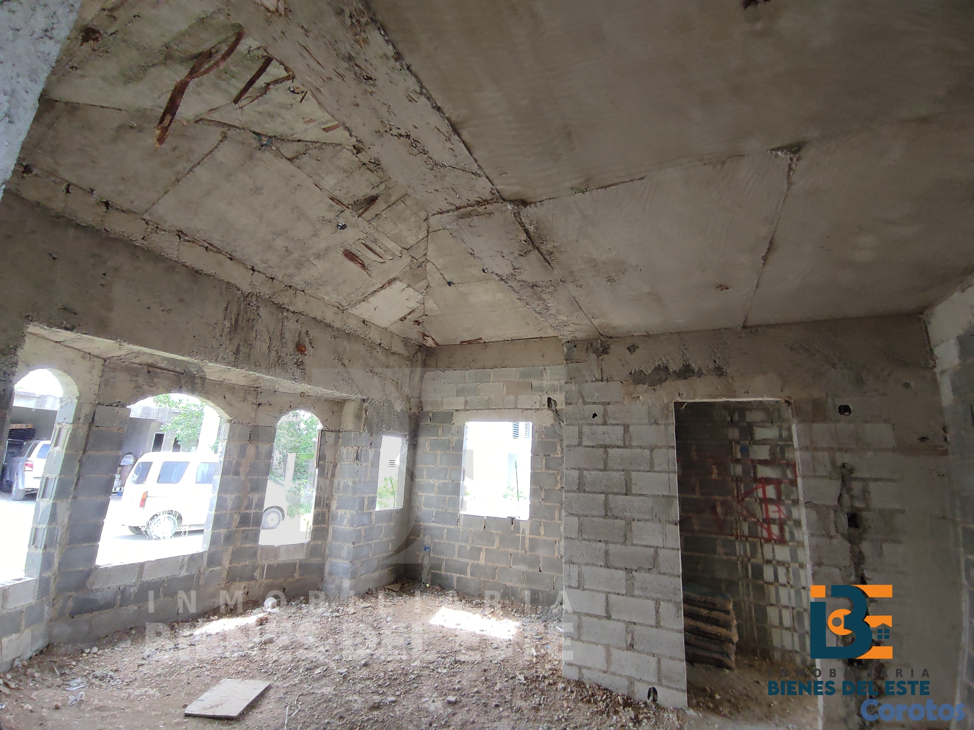 casas - SE VENDE CASA EN CONSTRUCCION de Oportunidad, SPM. 4