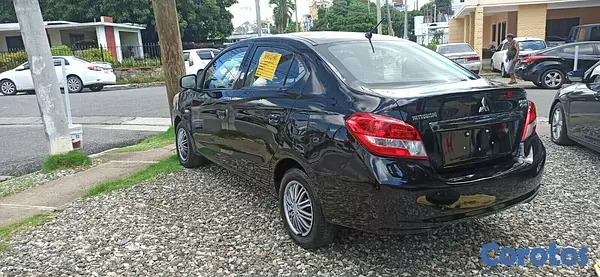 carros - MITSUBISHI MIRAGE 2017 NEGRO 3