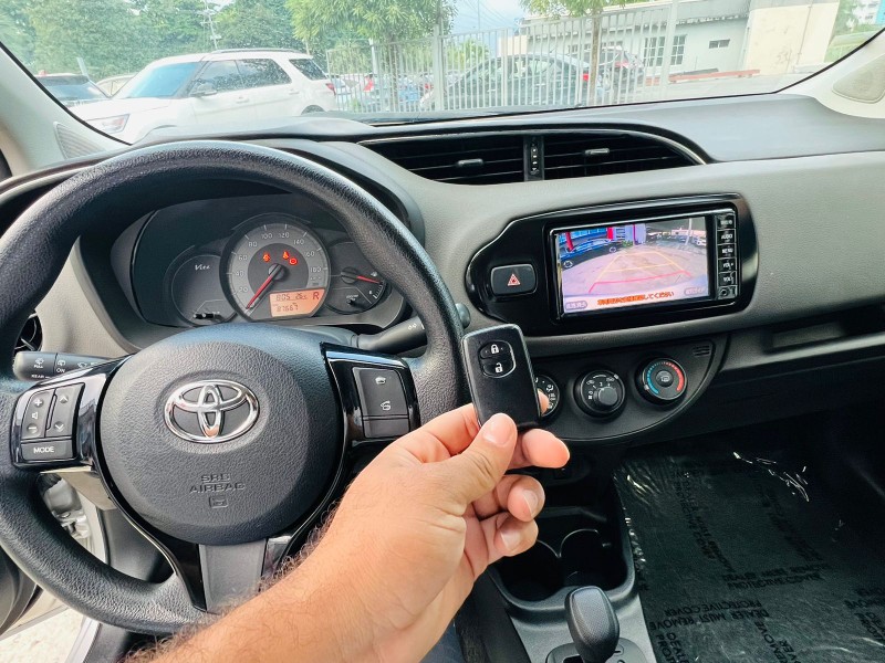 carros - Toyota Vitz 2018 Full 7