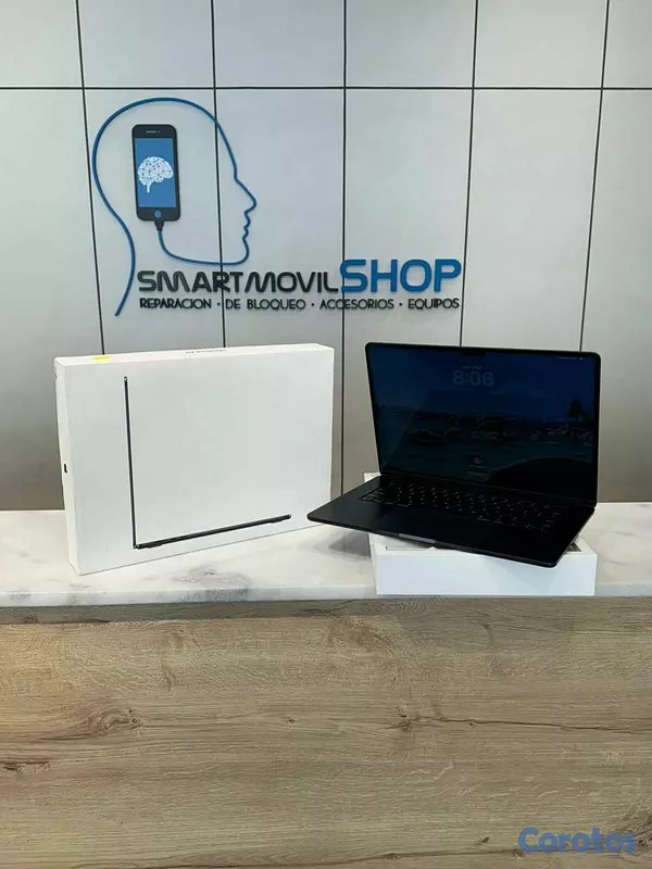 computadoras y laptops - MACBOOK AIR 15' M2 256GB SSD 8GB RAM OFERTA 