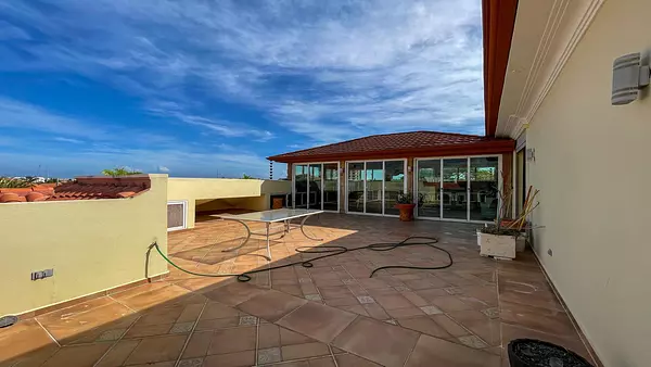 casas - Residencia de lujo en Residencial Cerrado, Autopista de San Isidro (Ébano) 8