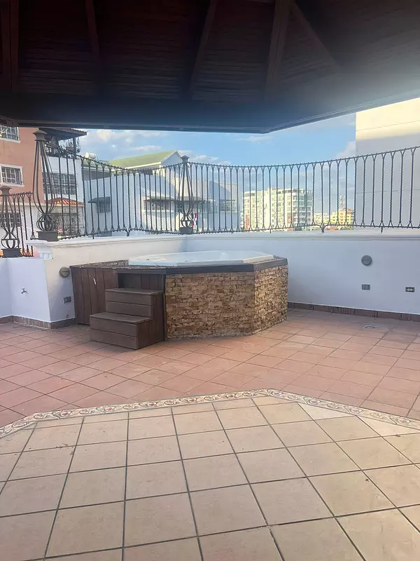 apartamentos - Penthouse en venta de 3 habitaciones Urb. Real  4