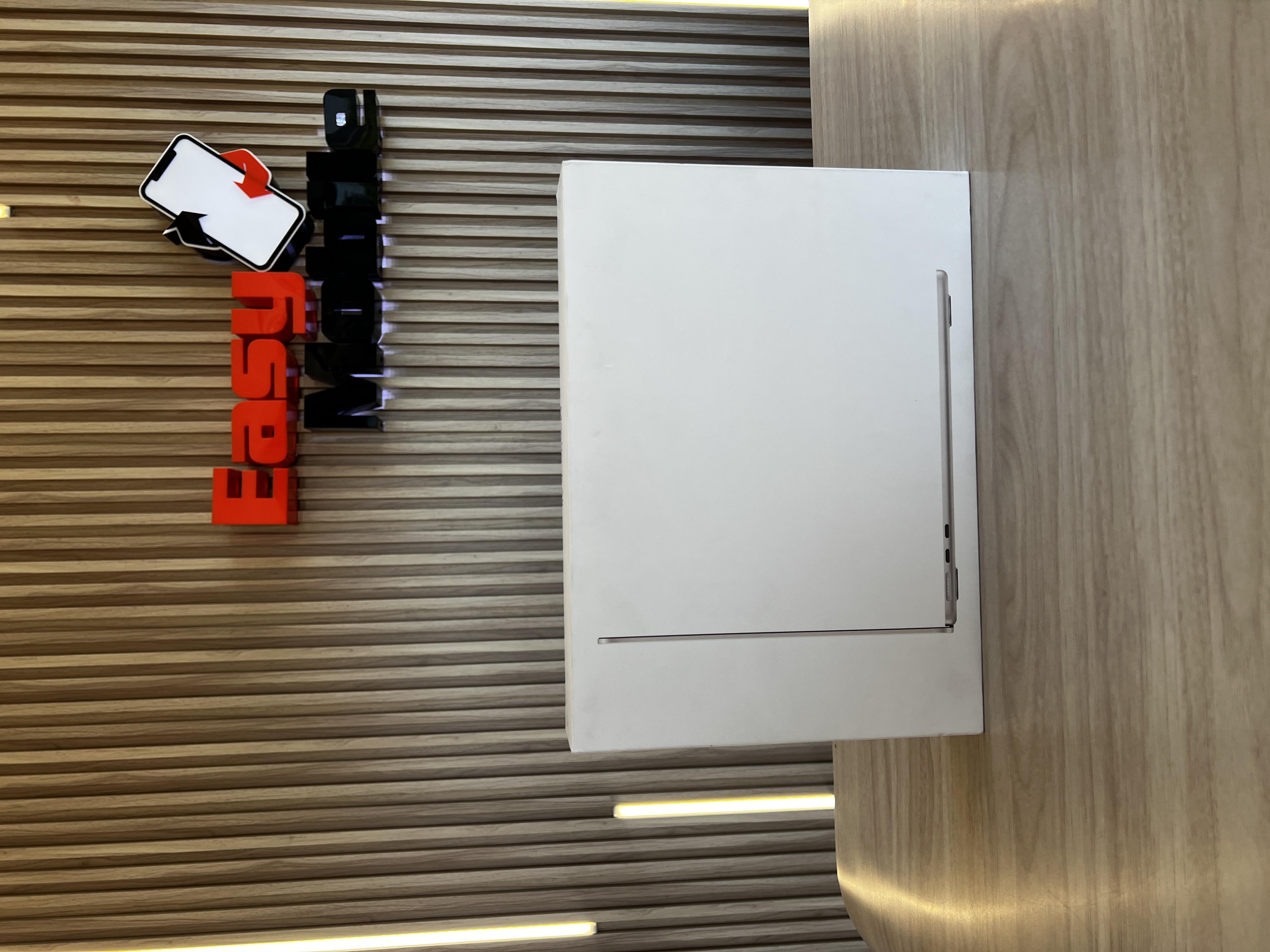 computadoras y laptops - MACBOOK AIR 13'' M4 16GB RAM 512GB SSD SELLADA 
