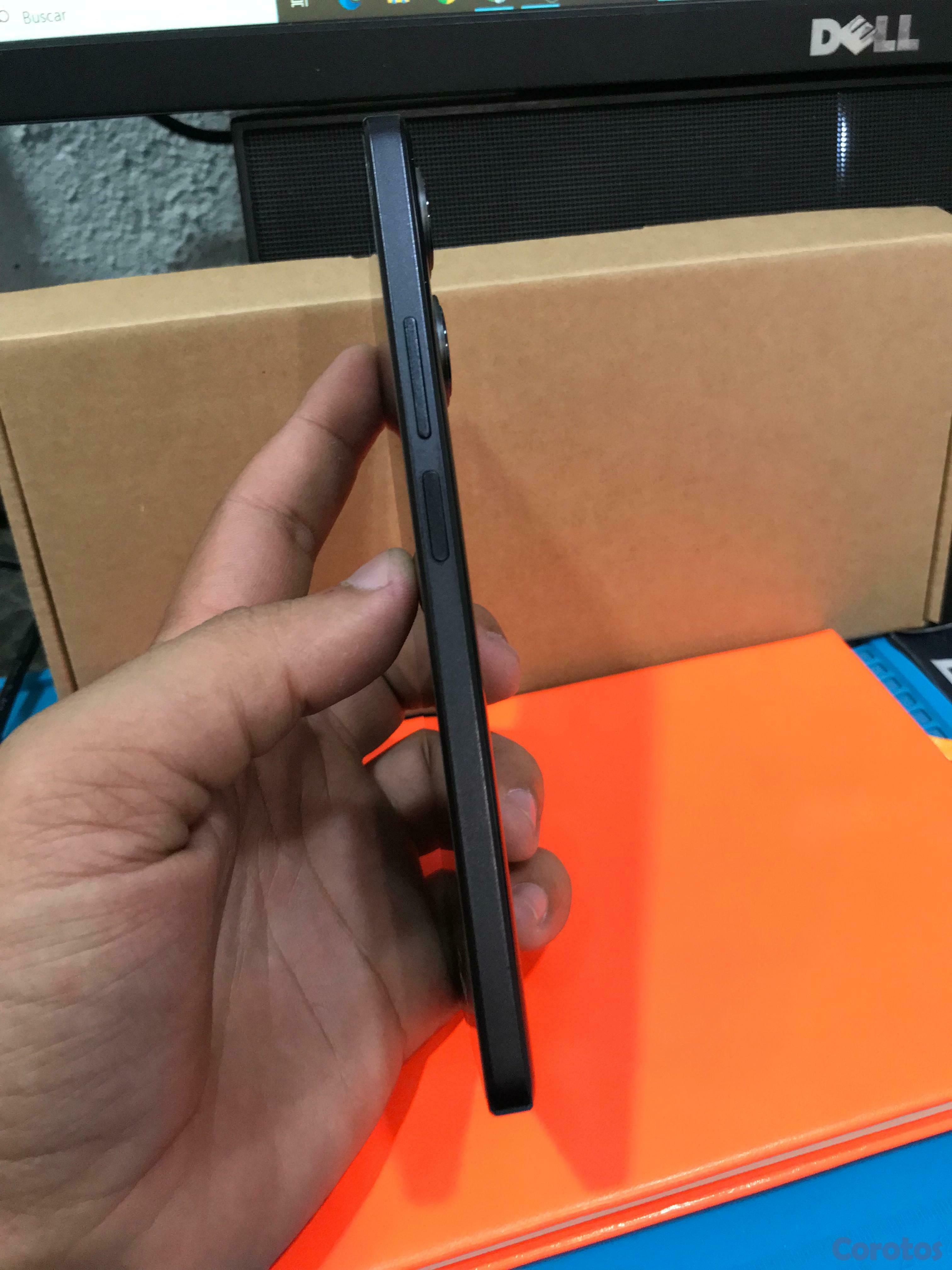 celulares y tabletas - Xiaomi Poco F5 5G Dual Sim 12 Gb Ram + 256 GB Storage Global Version 6.67" 120Hz 5