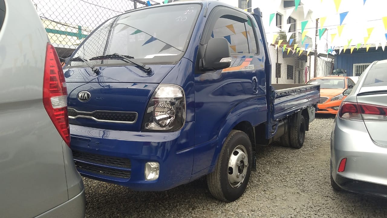 camiones y vehiculos pesados - KIA BONGO 2017 AZUL