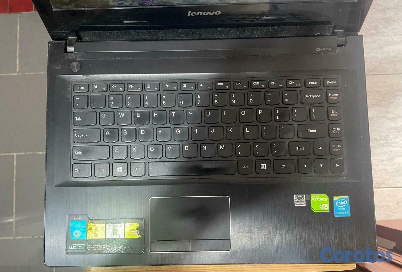computadoras y laptops - Laptop Lenovo Z40-70 en excelentes condiciones  3