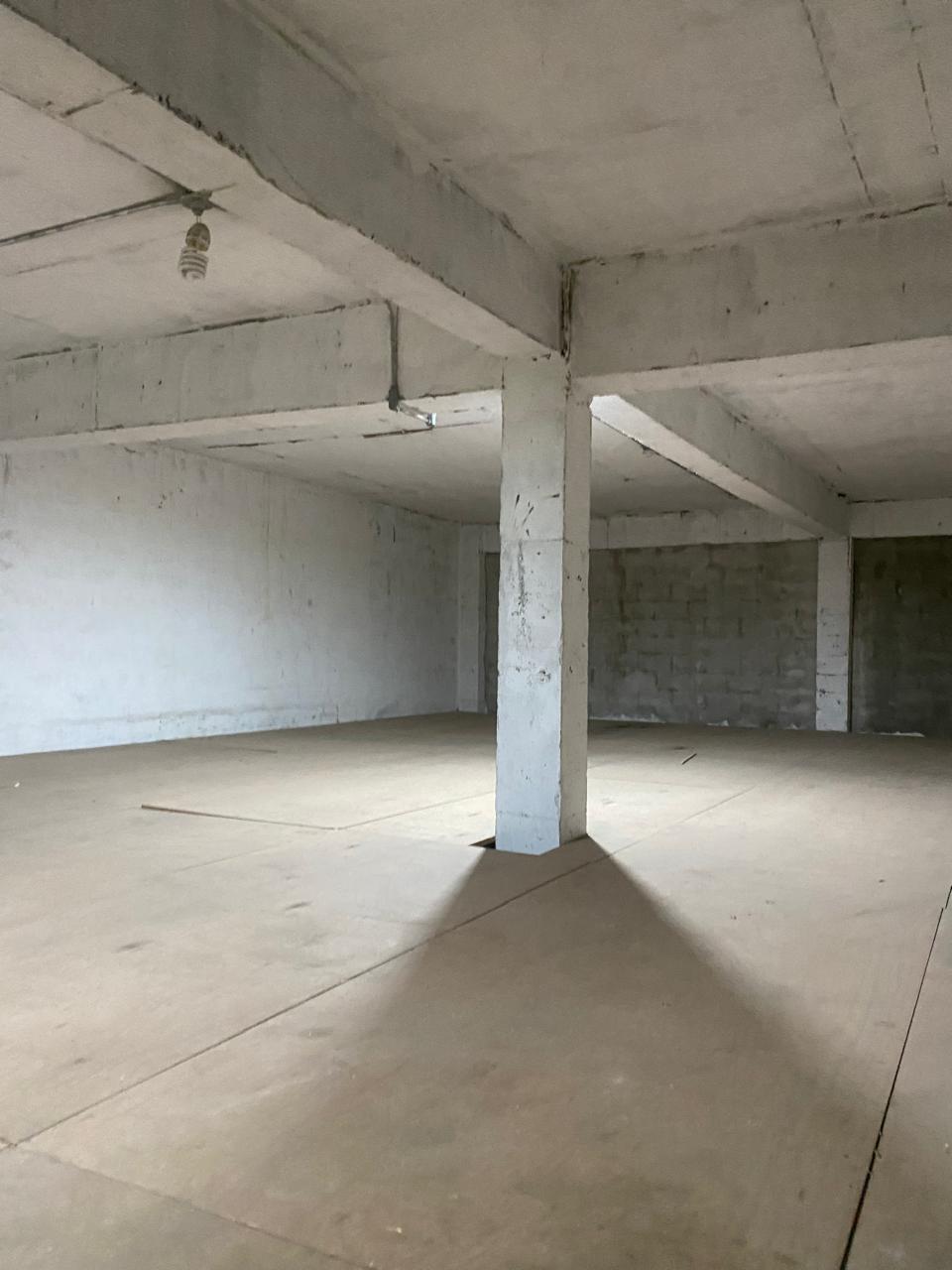 oficinas y locales comerciales - Alquilo Nave local 1,400 mts de 3 niveles Don Bosc 3