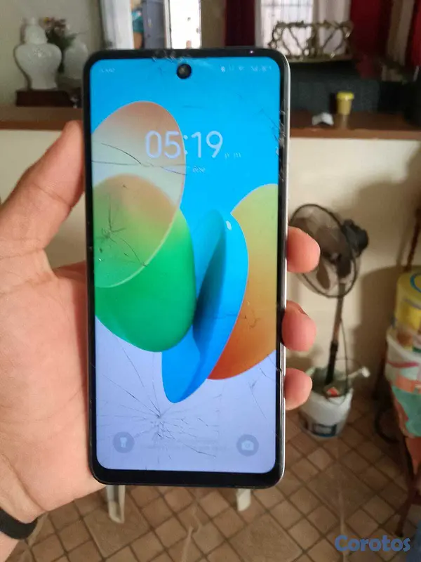 celulares y tabletas - 📱 Tecno Spark 20C en buen estado (pantalla con det 5
