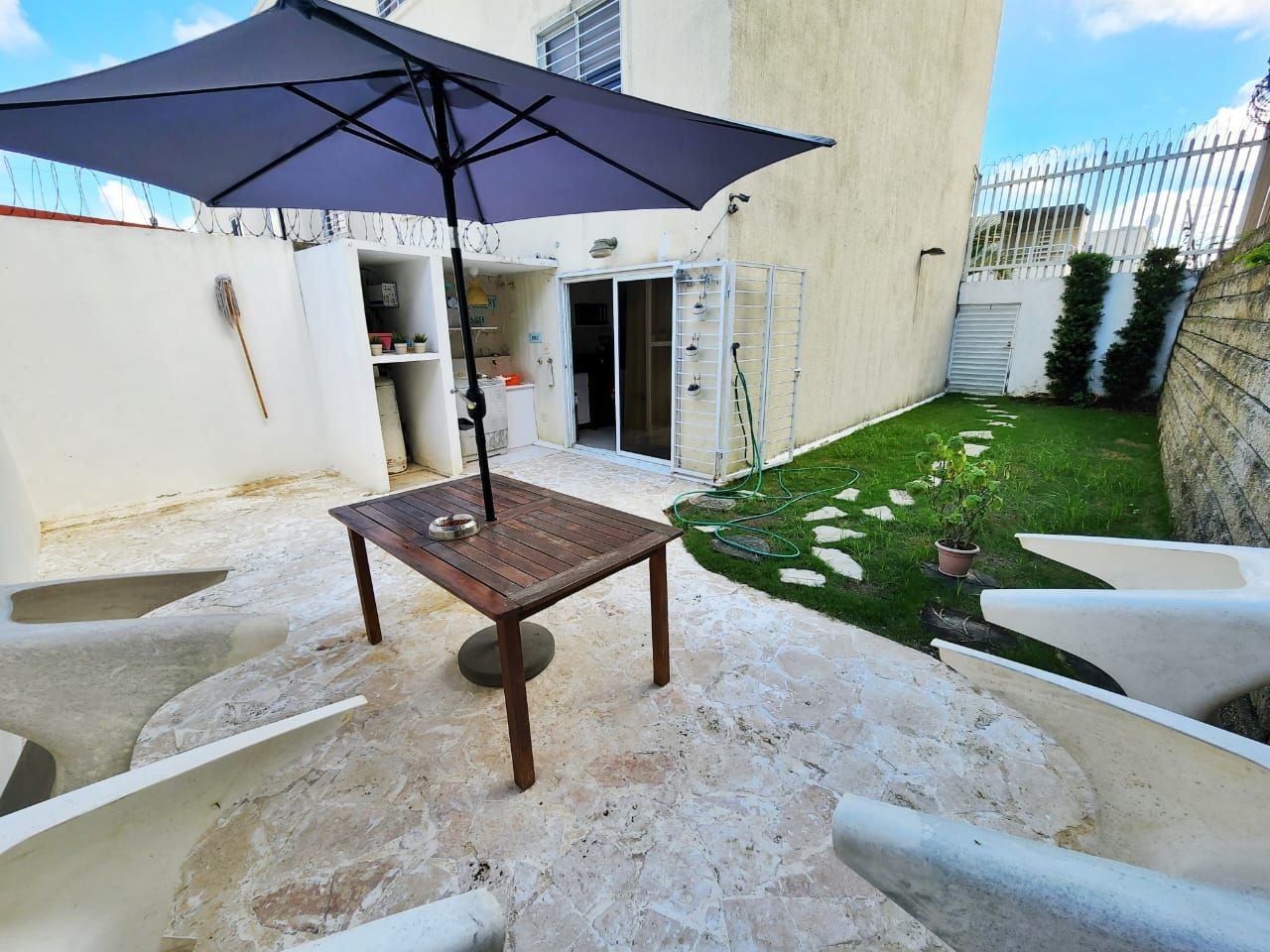 casas - Casa en la jacobo Majluta 0