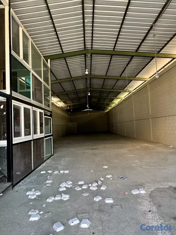 oficinas y locales comerciales - NAVE COMERCIAL  4