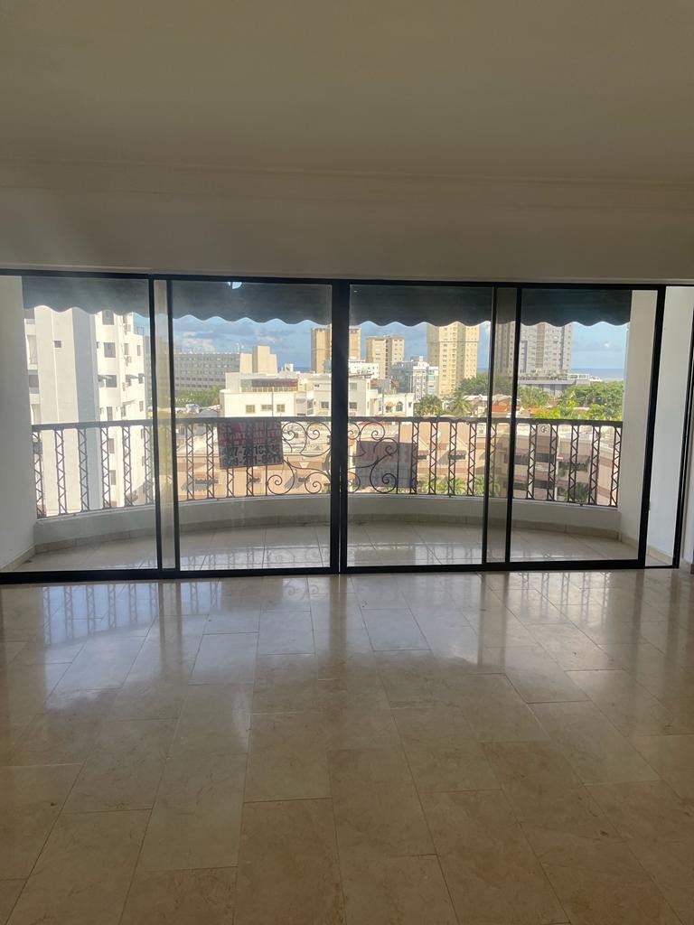 apartamentos - Alquiler Apartamento de 3 Habitaciones, Los Cacicazgos, Santo Domingo