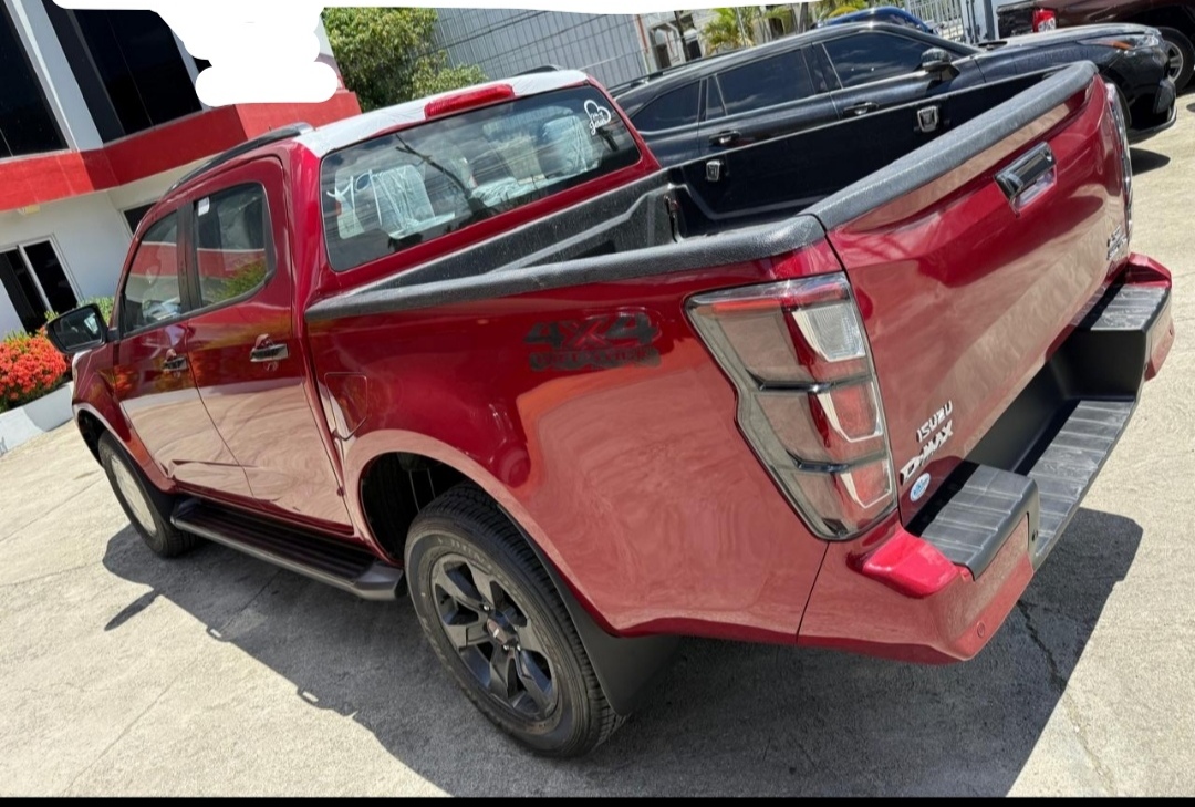 jeepetas y camionetas - 2026 Isuzu DMAX LSE 0Km  2