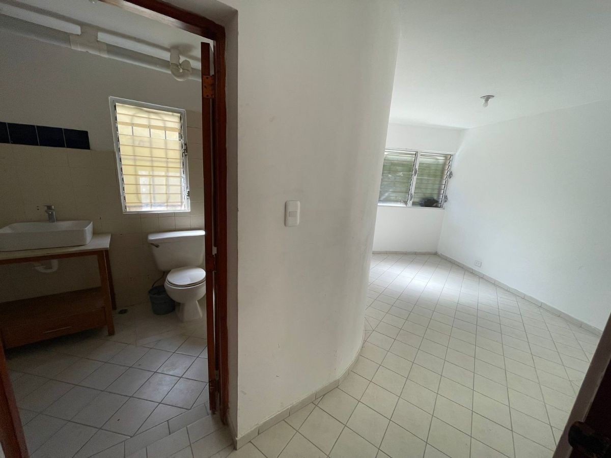 casas - Venta Hermosa Mansión De 3 Niveles En Zona Exclusiva De Los Ríos PD06 5