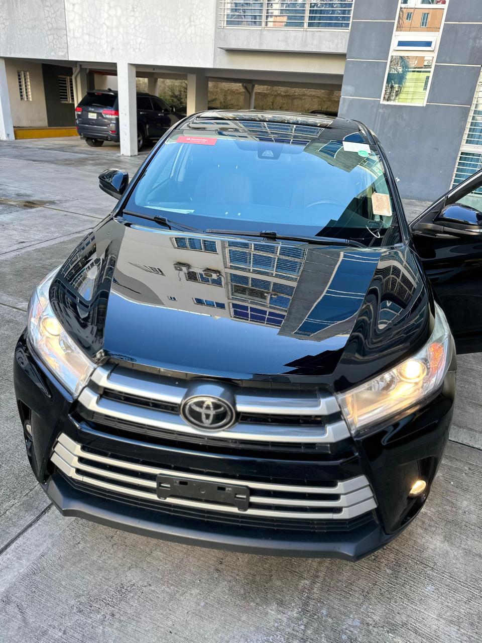 jeepetas y camionetas - Toyota higlander le 2019