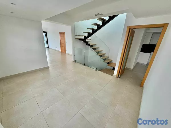 penthouses - Vendo Pent-House en Evaristo Morales  6