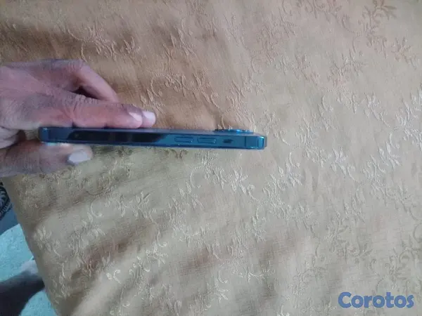 celulares y tabletas - vendo celular iPhone 12 Pro  3