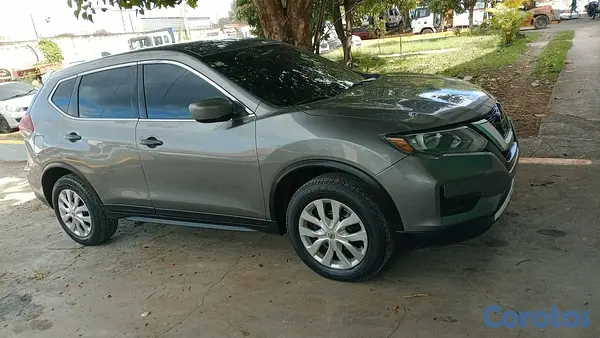 jeepetas y camionetas - Nissan Rogue 2018 AWD 6