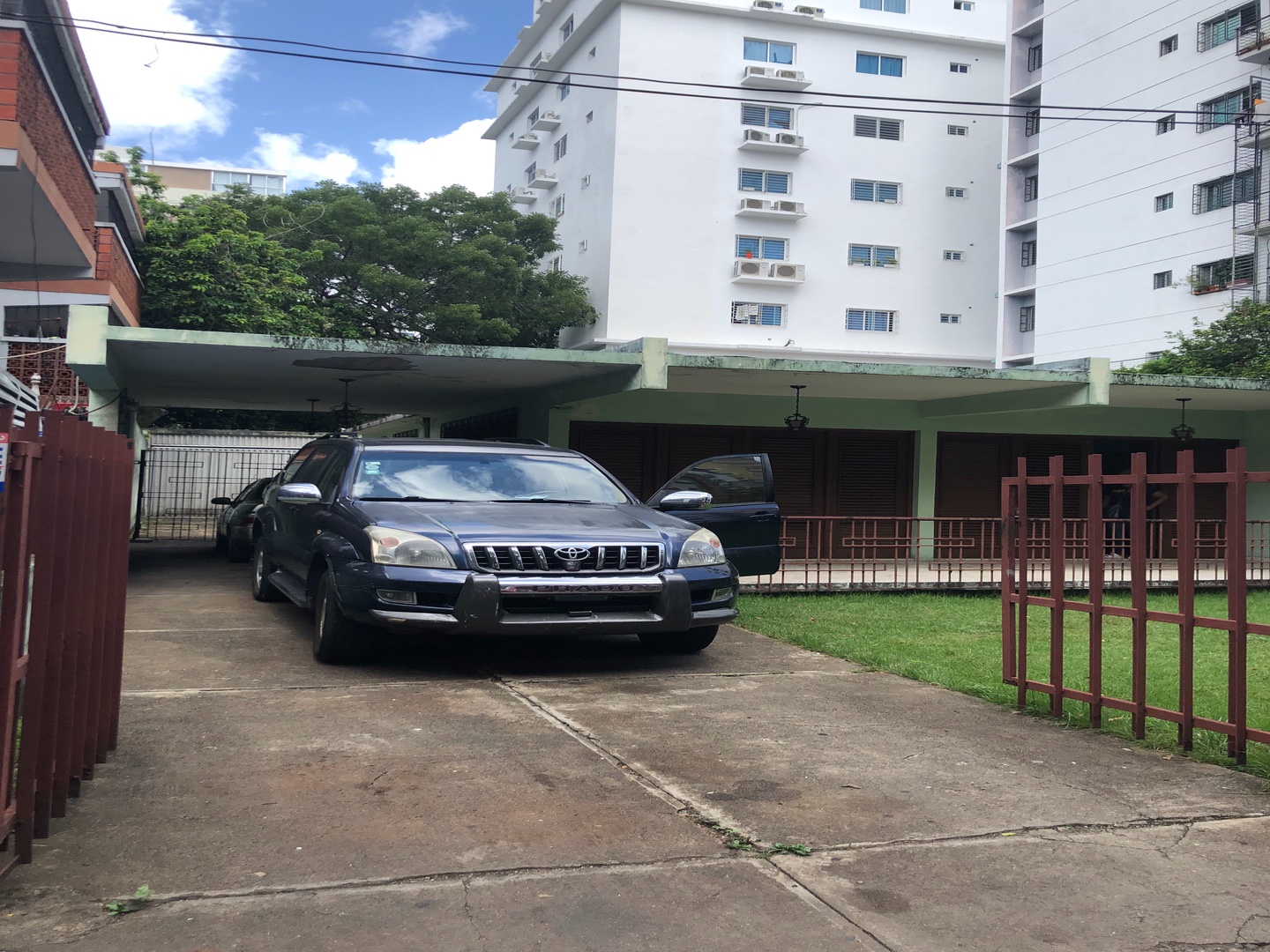 casas -  casa en Evaristo morales 