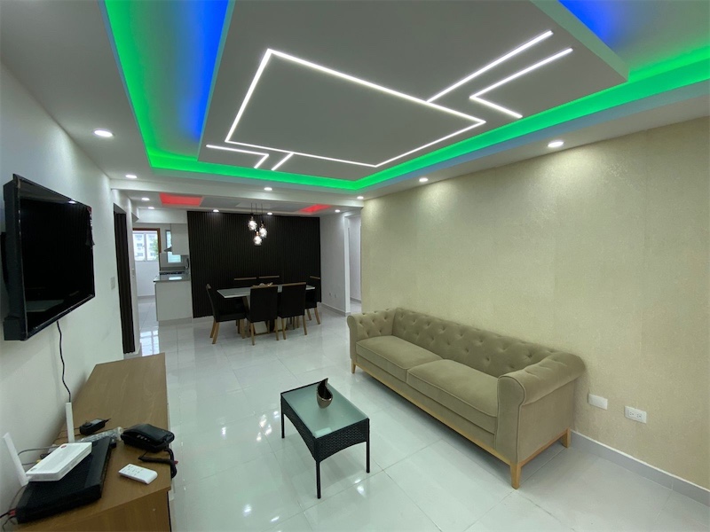 apartamentos -  apartamento 4to piso con terraza de 221mts próximo a la avenida España 