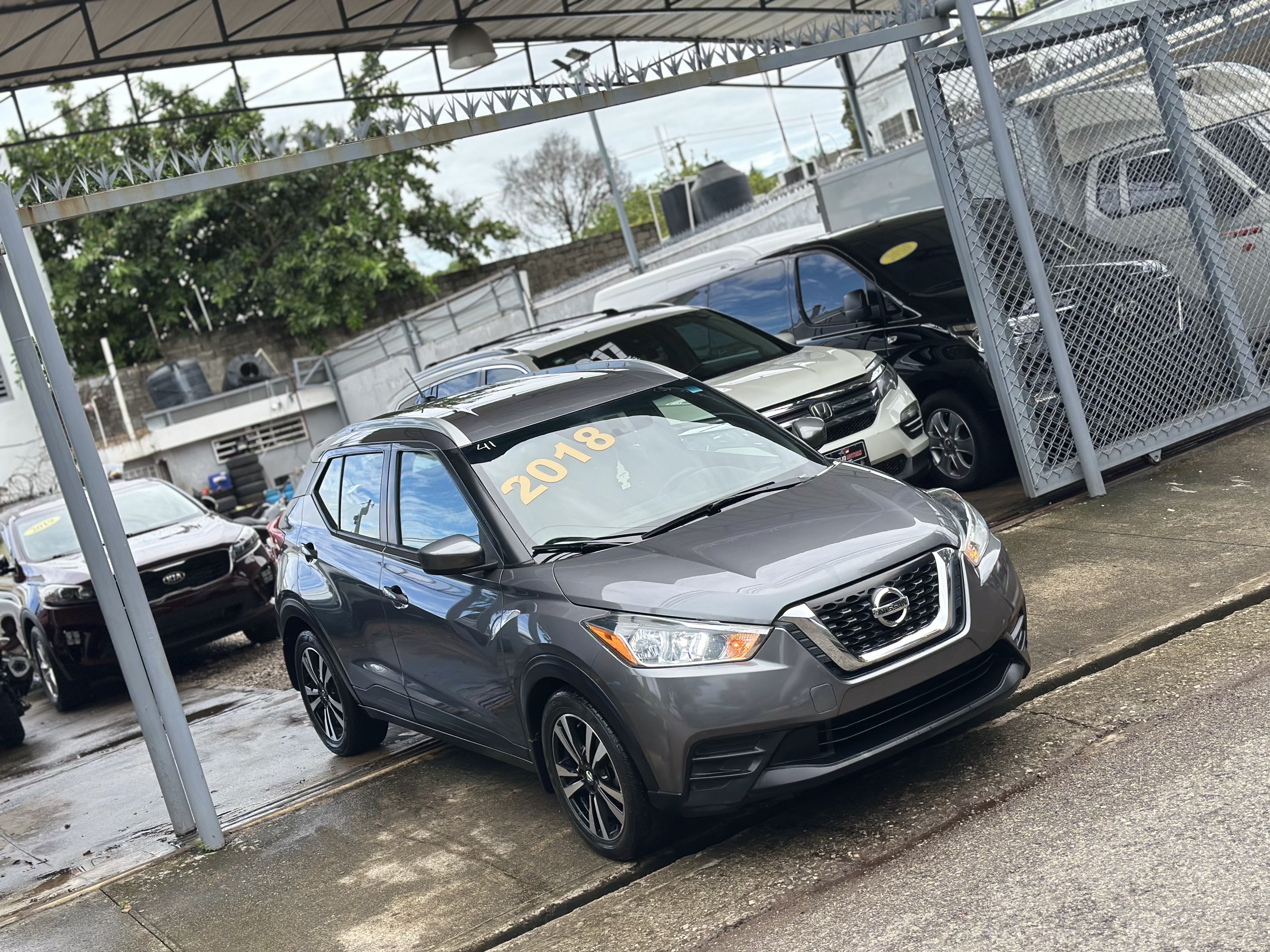 jeepetas y camionetas - 2018 Nissan Kicks SV CLEAN CARFAX  0