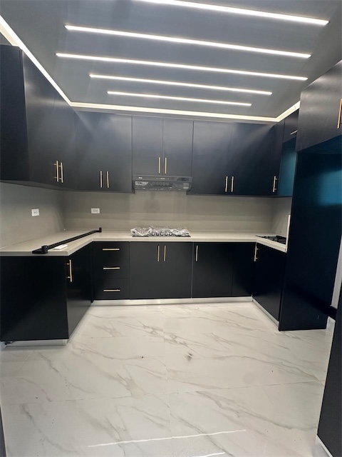 casas - Moderna Casa en venta De dos niveles proximo al Aeropuerto. 6