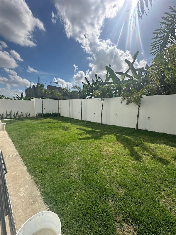 casas - CASA En Venta de dos Niveles Carretera Santiago Licey. 0
