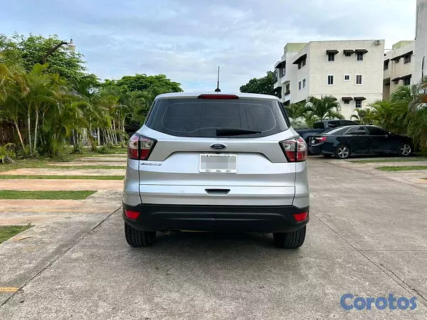 jeepetas y camionetas - Ford Escape S 2018 6