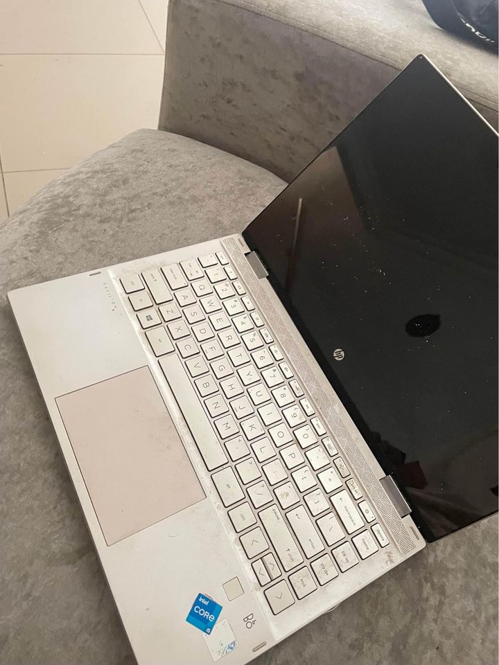 computadoras y laptops - Hp pavilion x360 2019, piezas aun funciona 