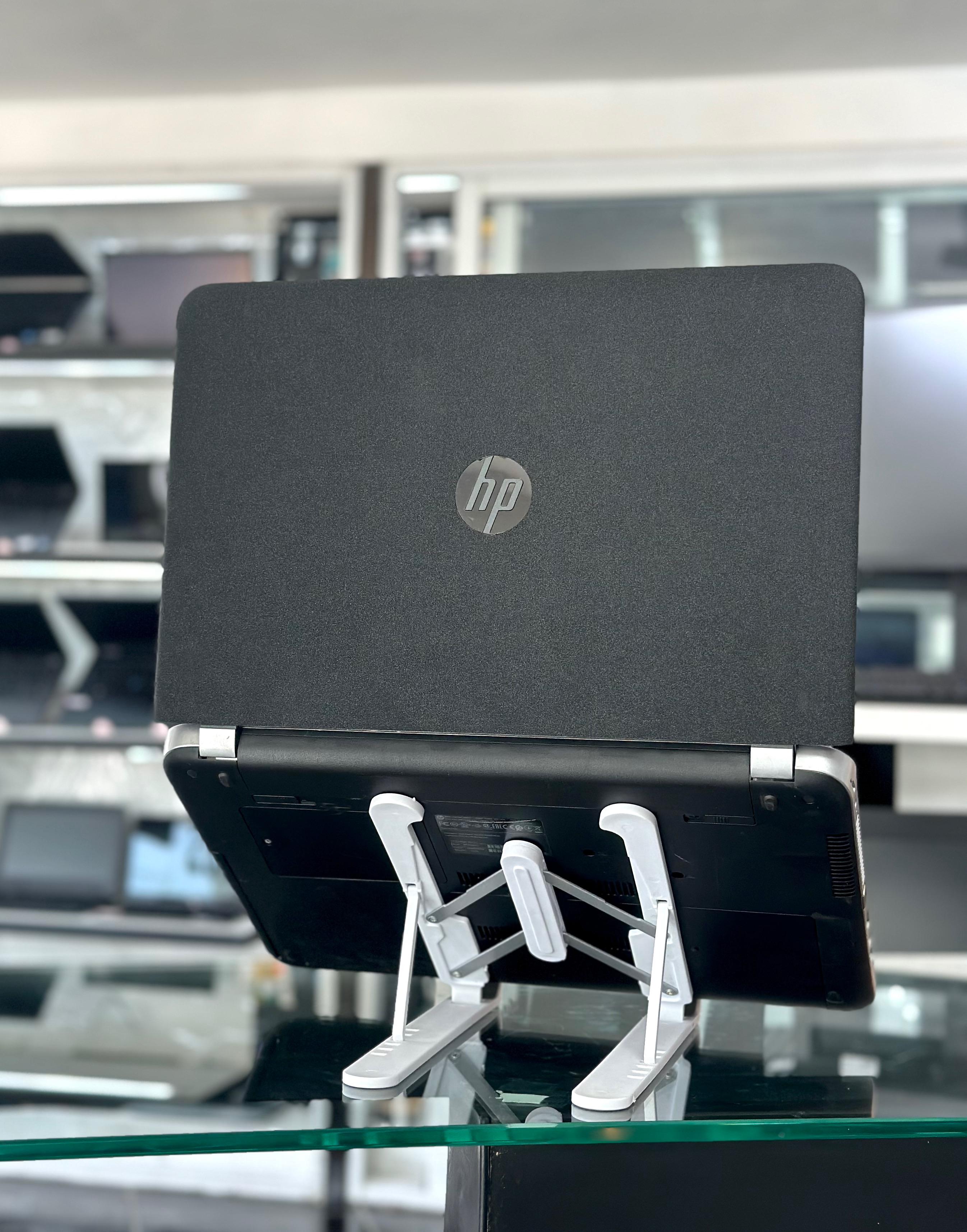 computadoras y laptops - Laptop 6ta generacion HP 15.6 4