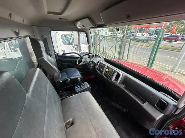 camiones y vehiculos pesados - HINO 338 2016 8