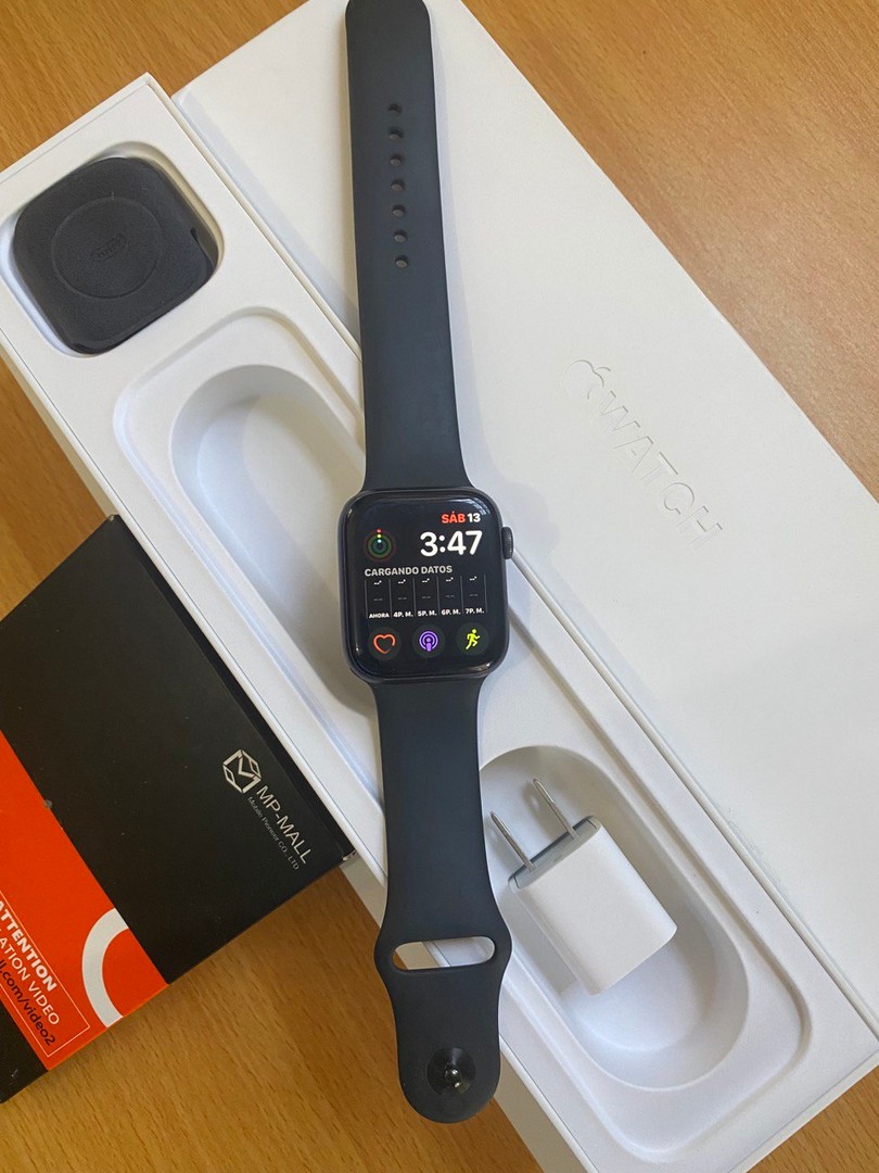 otros electronicos - Apple Watch serie 5 
