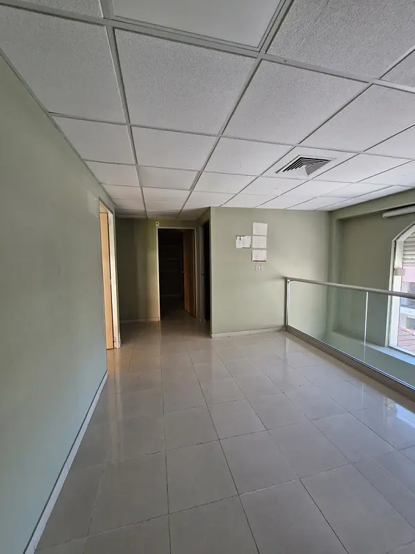 oficinas y locales comerciales - Amplio local en Piantini 2