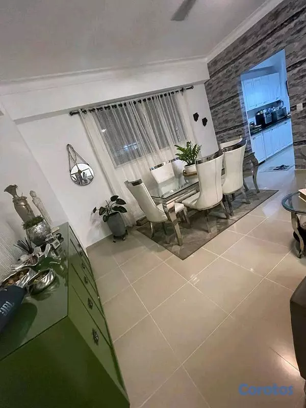 apartamentos - Apartamento en Alquiler en Los Restauradores 2H, 2B, 1P, 1re Piso 3