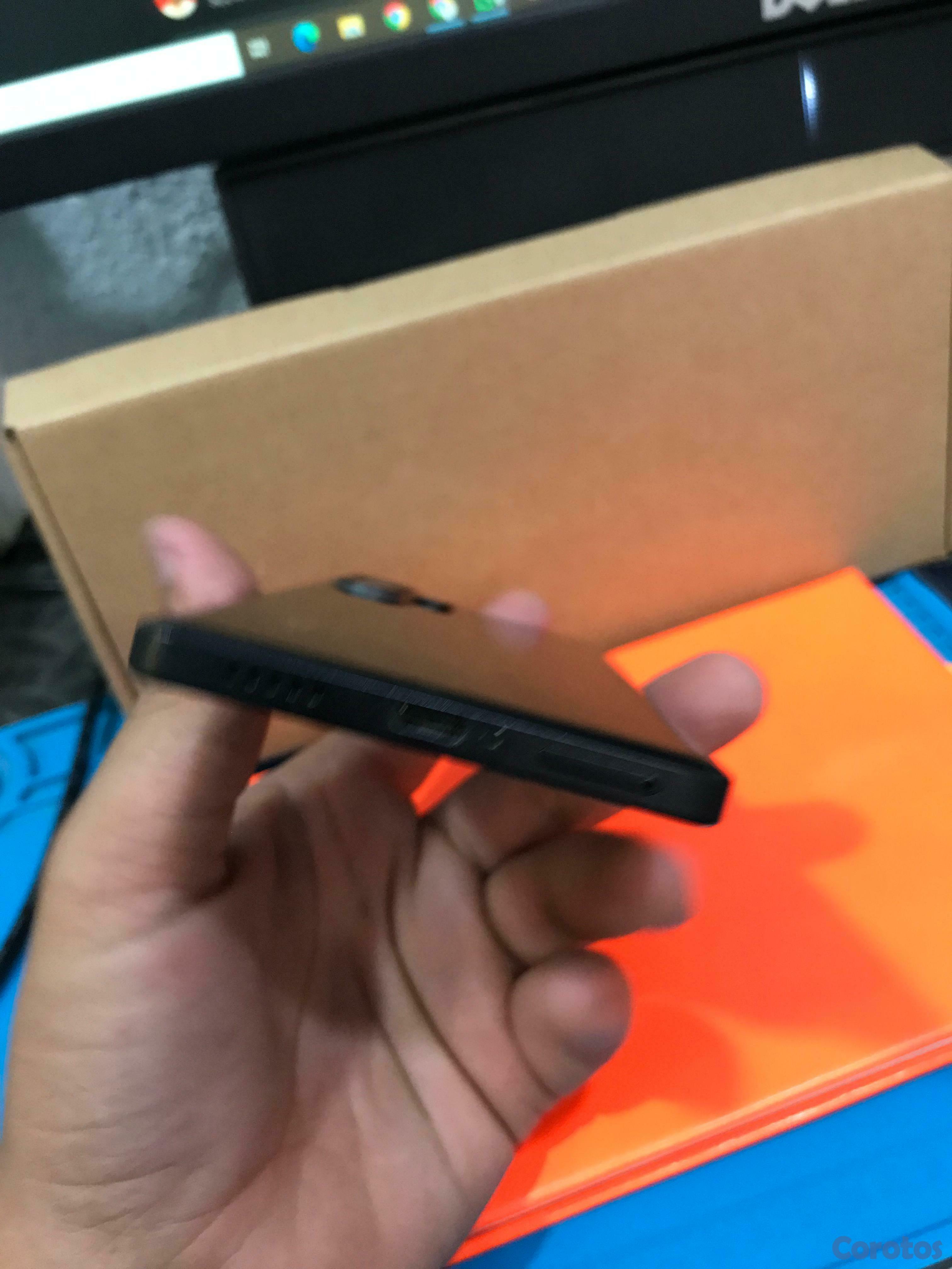 celulares y tabletas - Xiaomi Poco F5 5G Dual Sim 12 Gb Ram + 256 GB Storage Global Version 6.67" 120Hz 6