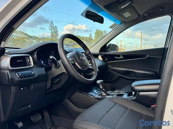 jeepetas y camionetas - Kia Sorento 2020 AWD 
 9