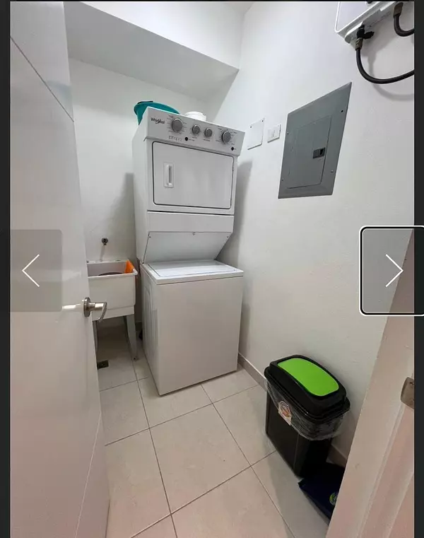 apartamentos - Apartamento en Evaristo Morales completamente 
amueblado.
 7