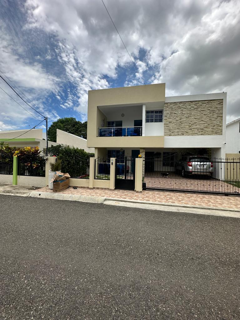 casas - CASA EN VENTA EN LOS LAURELES, SANTIAGO 9