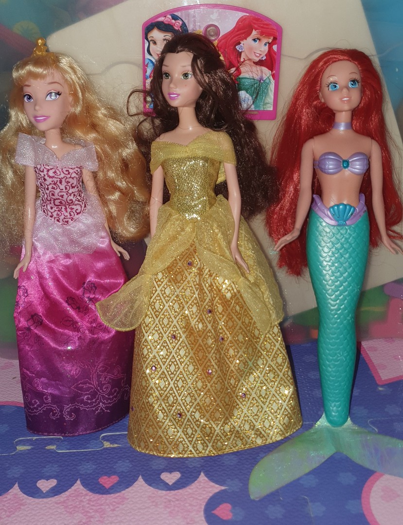 juguetes - Muñecas Bella, Aurora y Sirenita Ariel $400cada una.