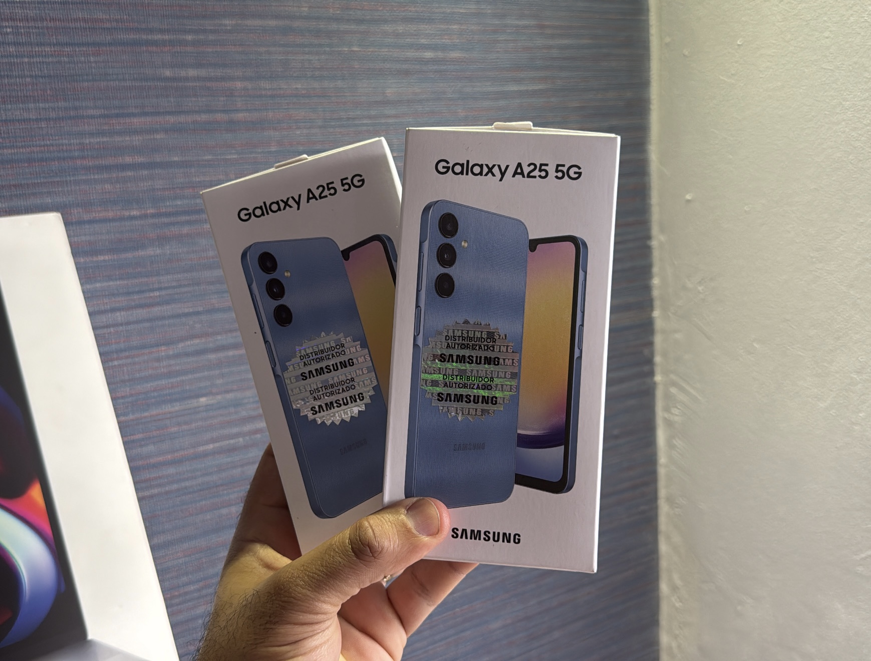 celulares y tabletas - Samsung Galaxy A25 5G 256GB Nuevo RD$ 14,000 NEG