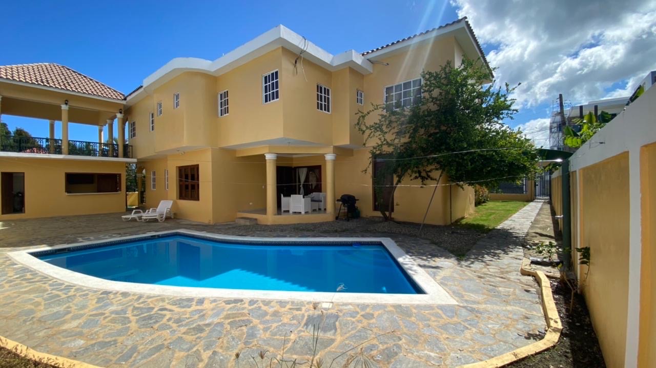 casas - Villa Se Renta