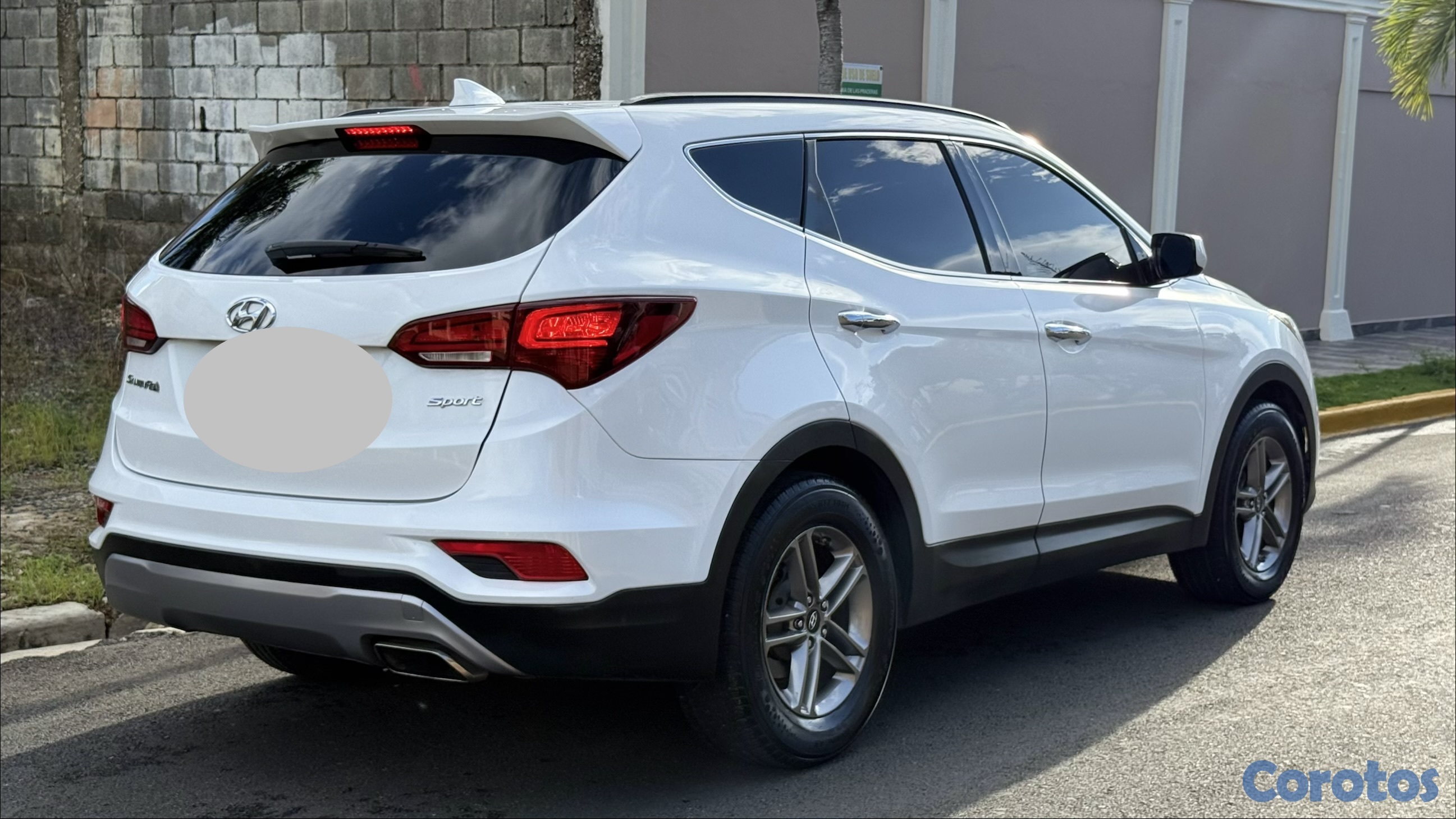 jeepetas y camionetas - Hyundai Santa Fe Sport 2 Filas 2WD 2017 $895,000 5