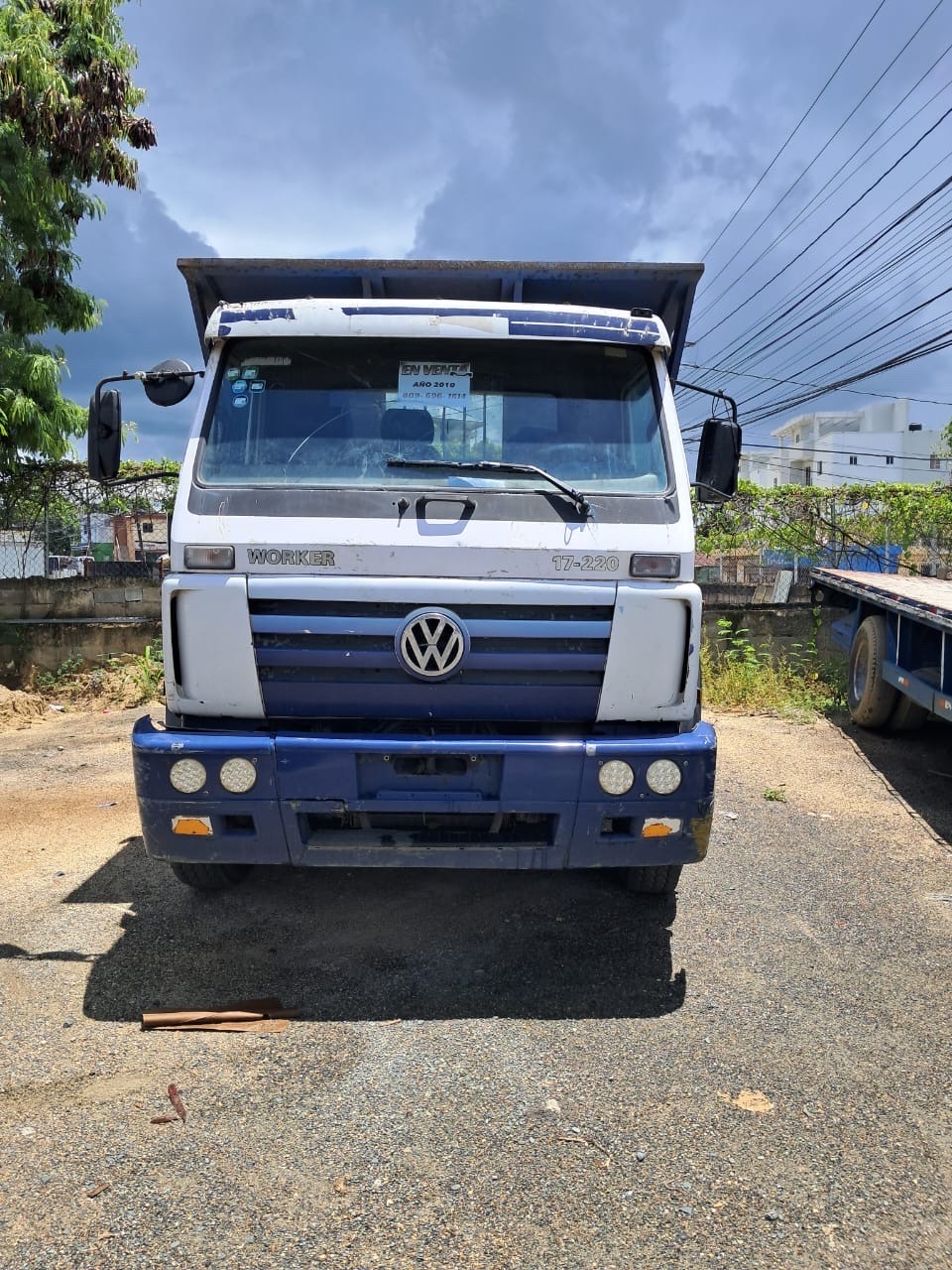 camiones y vehiculos pesados - Volkswagen Worker 17 220 año 2010 0
