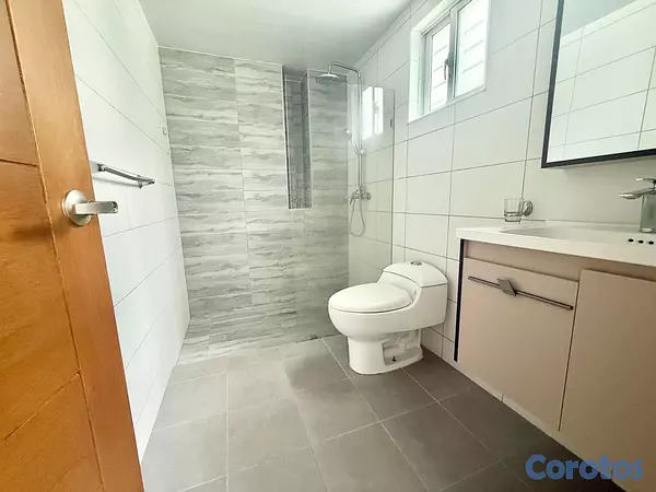 apartamentos - vendo en el millón piso 4 tres habitaciones 2.5 baños dos parqueos balcón  9