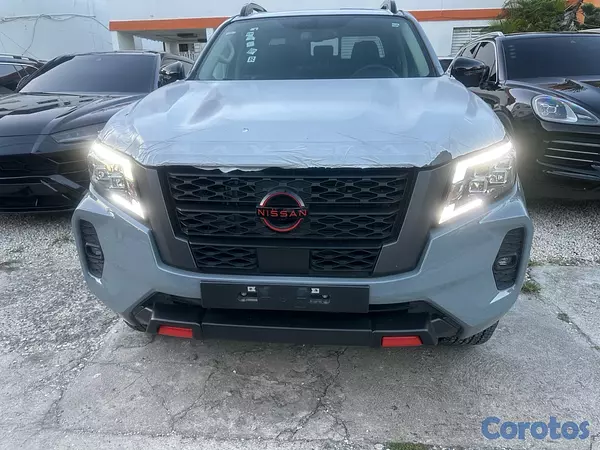 jeepetas y camionetas - Nissan Navara 4X PRO 2026  0KM. 2
