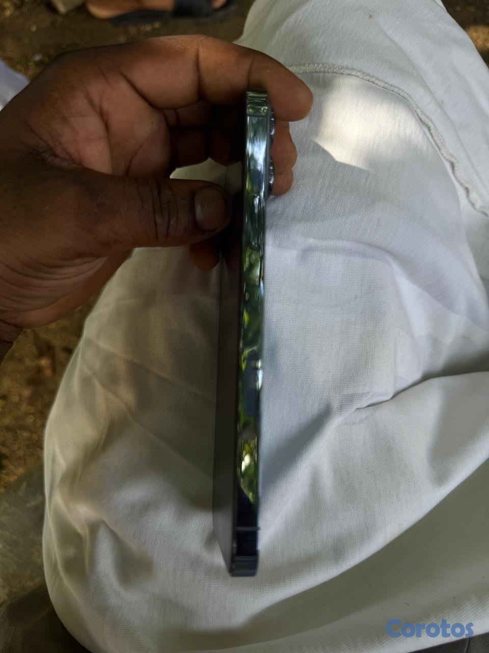 celulares y tabletas - Vendo IPhone 13 Pro Max  2