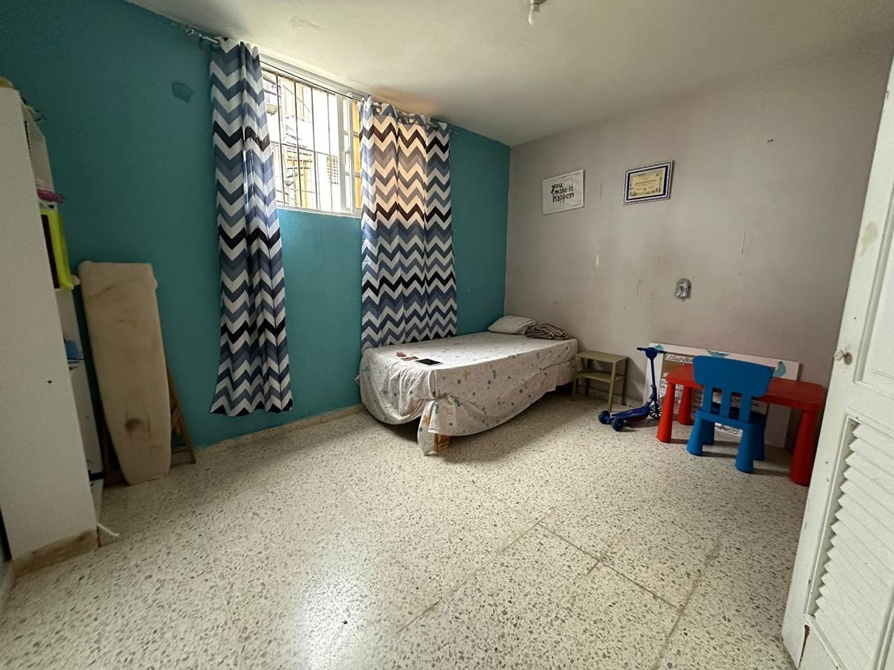 apartamentos - Vendo independencia km 9  
 2 nivel
 3 habitaciones, 
Precio RD$ 4,900,000 0