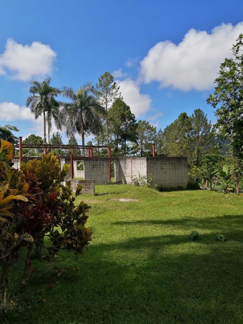 casas vacacionales y villas - Vendo mejora en La montaña de san Cristobal 
La colonia  2
