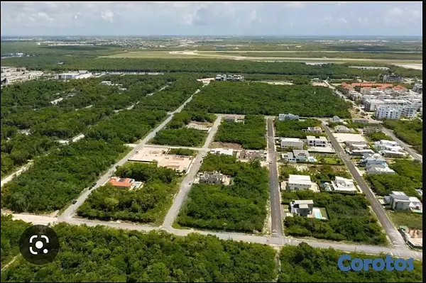 solares y terrenos - Solares en Punta Cana Village para villas   4