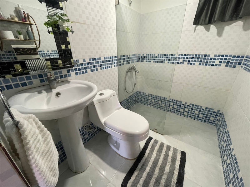 apartamentos - Se vende apartamento 4ta con terraza en la autopista de san Isidro 5